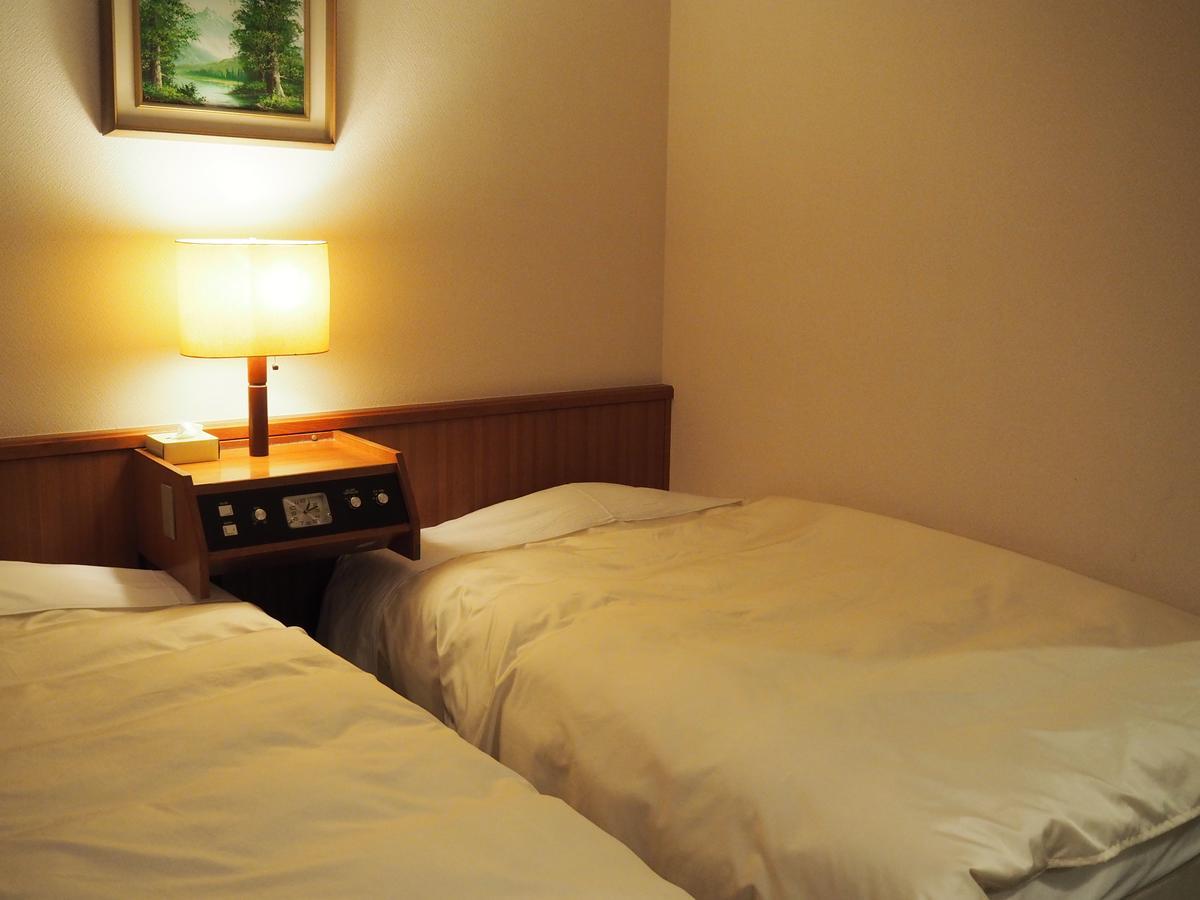 Hotel Okaya Shiojiri Buitenkant foto